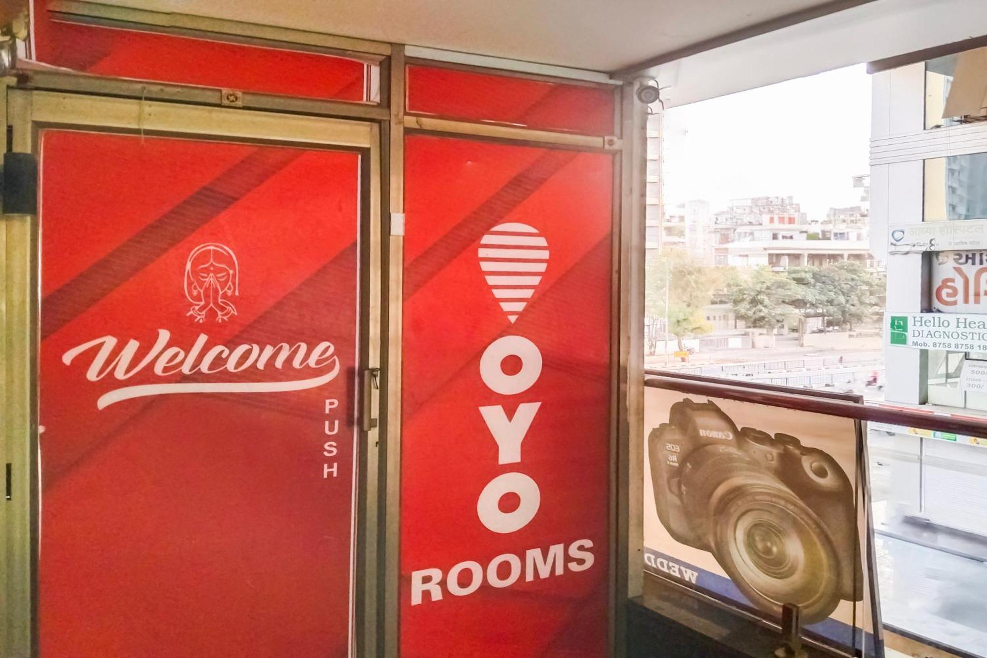 Hotel O Day Night Rooms Surat Exterior photo